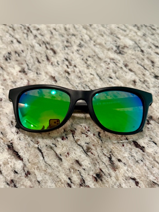 Rheos Other - Rheos Black Nylon Optics Polarized Sunglasses 100% UV Protection 00140